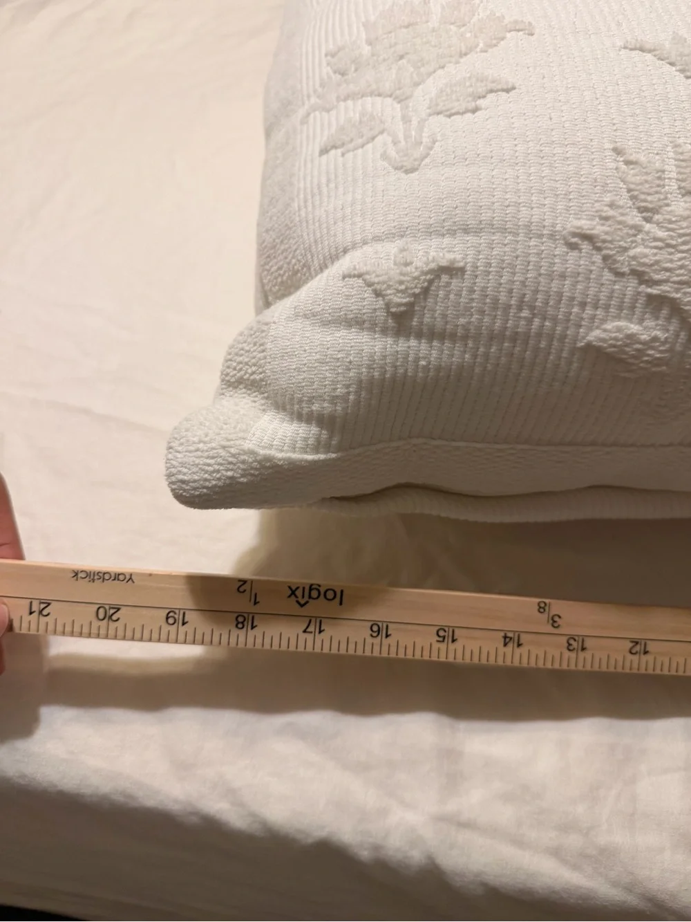 2 Luxury White Floral Tufted Throw Pillows